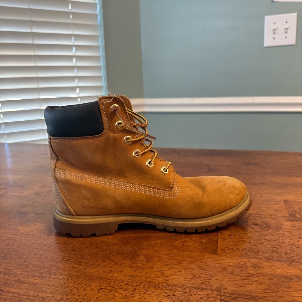 Timberland Premium 6-Inch Waterproof Boots wheat nobuck leather size 10 - Picture 2 of 11